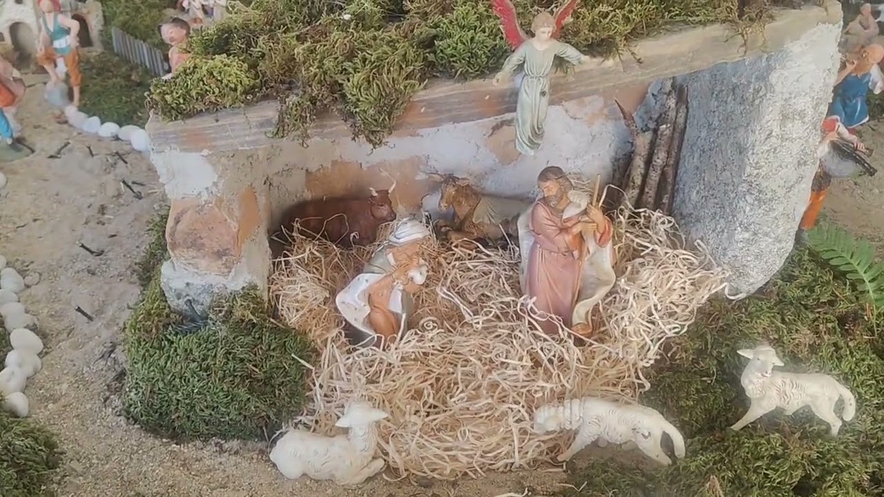 BENEDIZIONE DEL PRESEPE - BLESSING OF THE NATIVITY SCENE