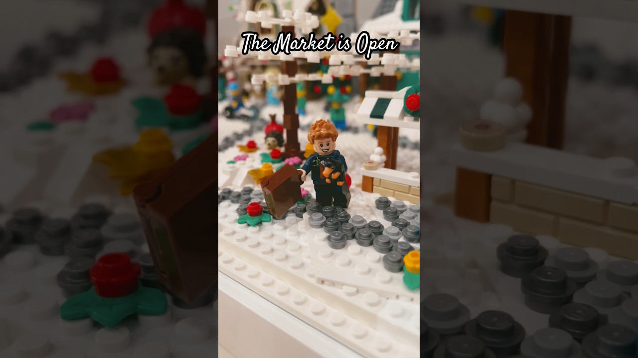 LEGO Winter Village - The Market is Open 