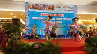 Widya masud - Tari pesona nusantara juara 1