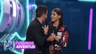 Michelle Renaud recibe un beso de Mane de la Parra y le mandó un mensaje a Danilo | Premios Juventud