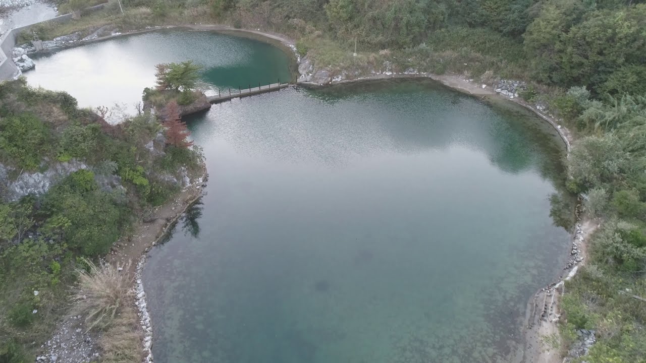 愛媛県にある石灰岩の島、小大下島(こおげしま)Limestone island Kogejima