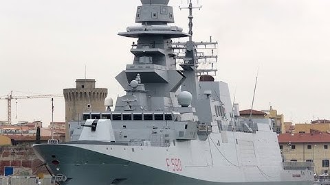 Khinh Hạm Phòng Không Mang Tên Lửa Tầm Xa Của Italy