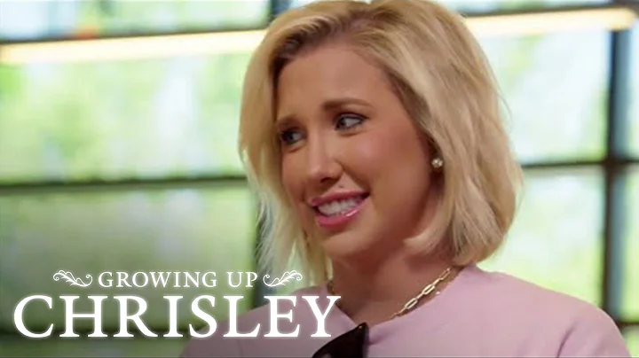 Tyler Henry Unlocks Todd & Julie Chrisley's Intimate Family Secret  Hollywood Medium  E!