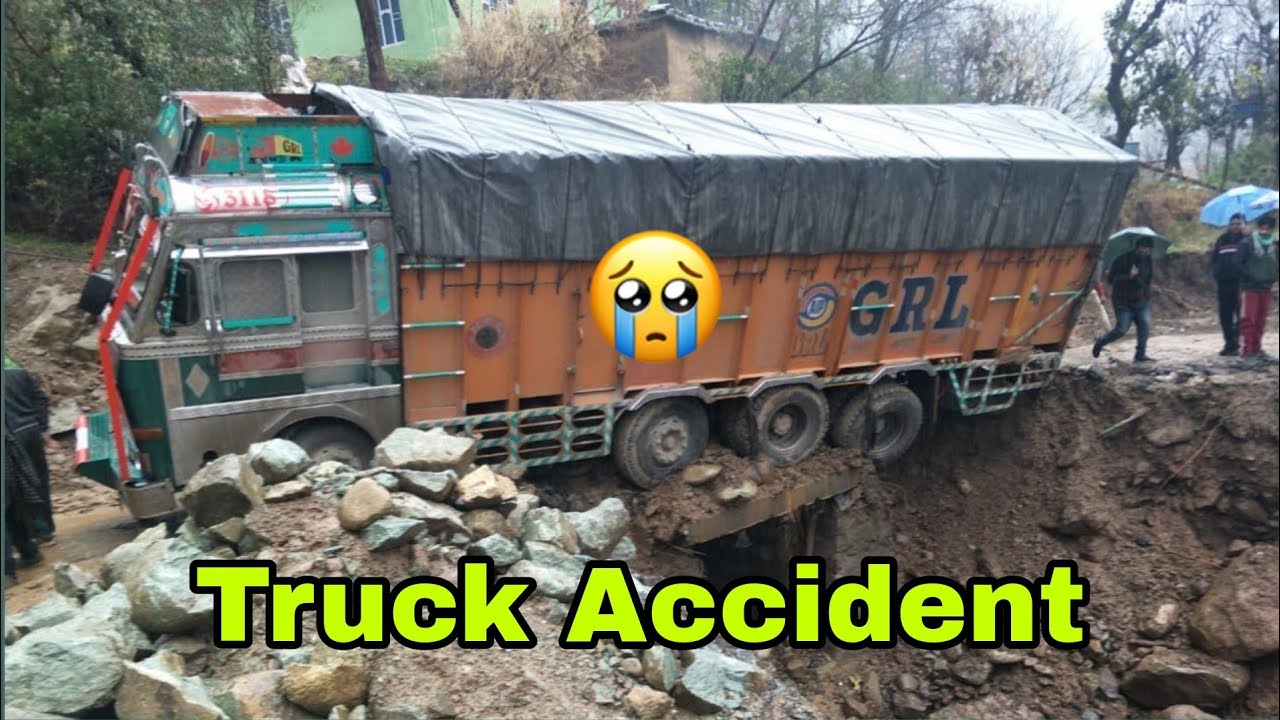 Rajouri fatehpur | truck accident | Mohd Riaz - YouTube