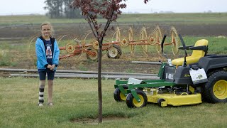 PLAYSAFE: Stay Away from Lawn Mowers | The War Amps