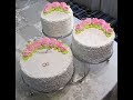 Оформление свадебного торта белково-заварным кремом.