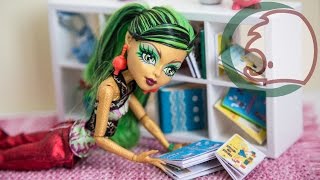 Как сделать книгу для кукол. How to make a book for dolls.(, 2014-12-04T19:44:17.000Z)