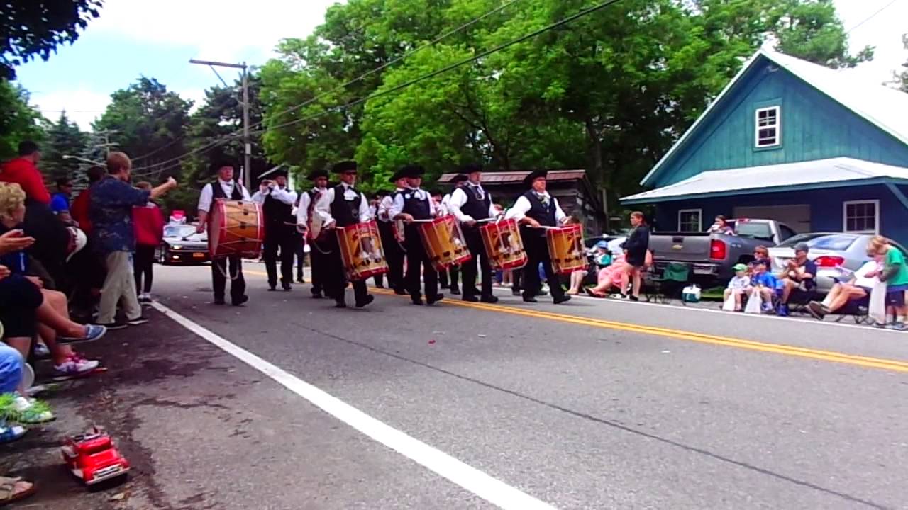 4th of July Parade fife and drum corps YouTube