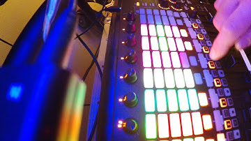 AKAI APC40 MKII & SLIM PHATTY & animoog ipad