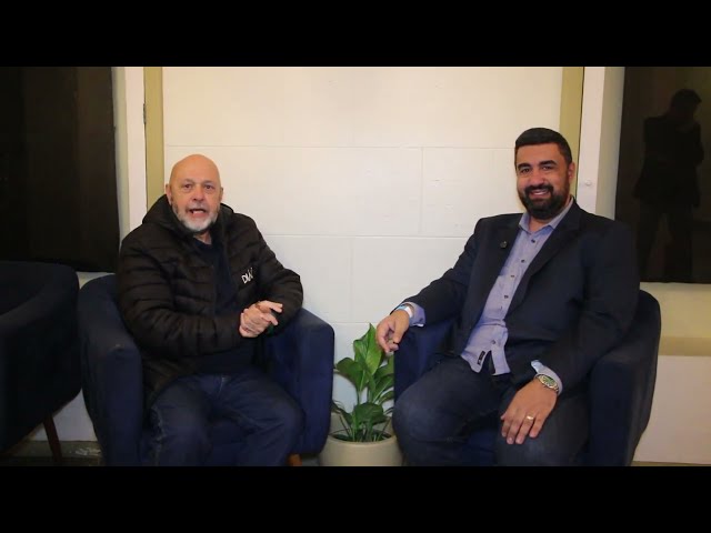 Entrevista com o prefeito Leonardo Vasconcellos no programa Hélio Carracena