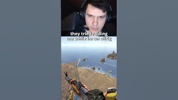 They tried to roam raid 💀#rust