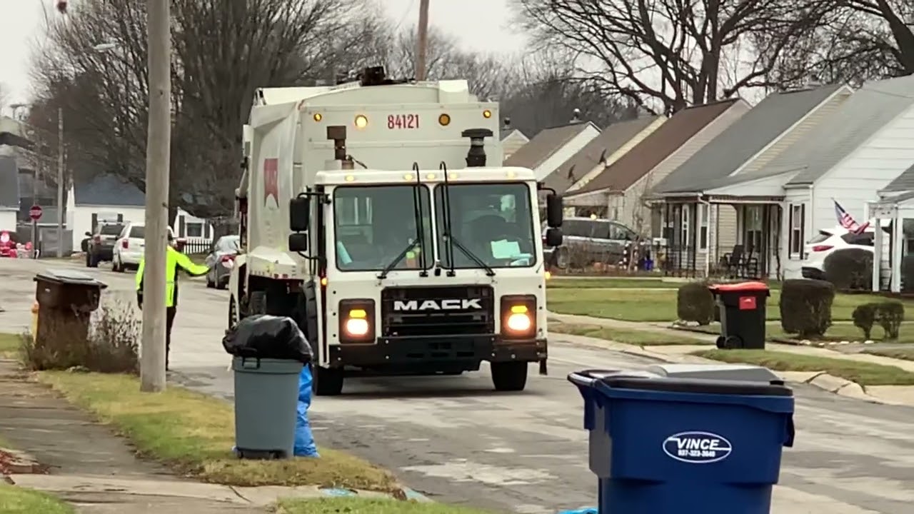 Rumpke Picking Up Trash Trash Truck 2022 Springfield Ohio YouTube Rumpke Picking Up Trash Trash Truck 2022 Springfield Ohio YouTube