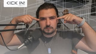 Aprende a leer lenguaje corporal en tu oficina | Kick In! | E005 - Comunicación No Verbal screenshot 2