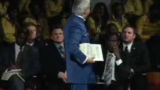 Benny Hinn - The Abiding Presence of Jesus