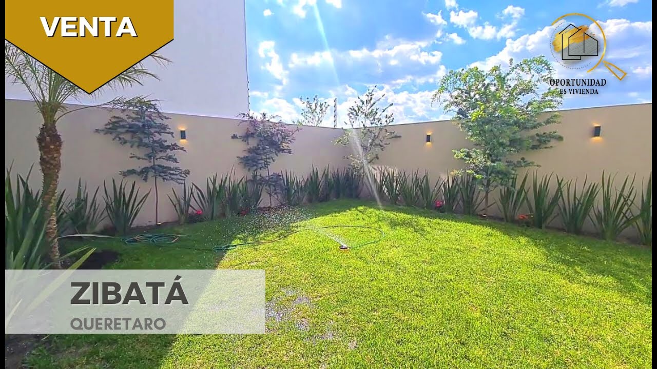 CASA EN VENTA CON ROOF GARDEN Y JARDIN EN ZIBATA QUERETARO 4,780,000