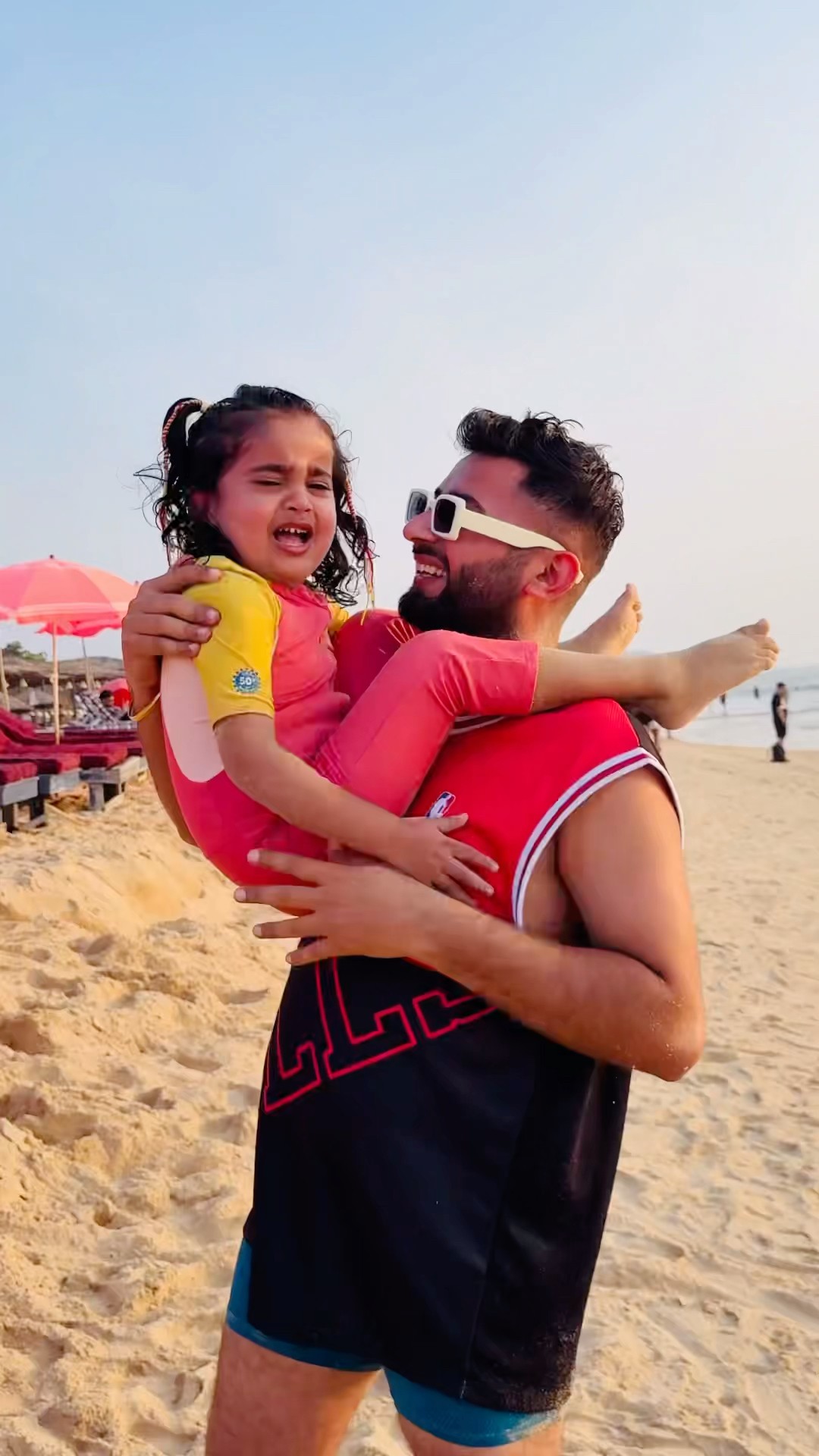 Anaya Mitti Ki Niche Kaise Dab Gayi ??