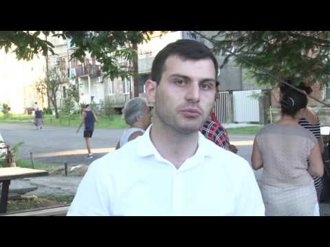 ბექა ბასილაია ფოთში მოსახლეობასთან შეხვედრებს აგრძელებს 08 09 2016