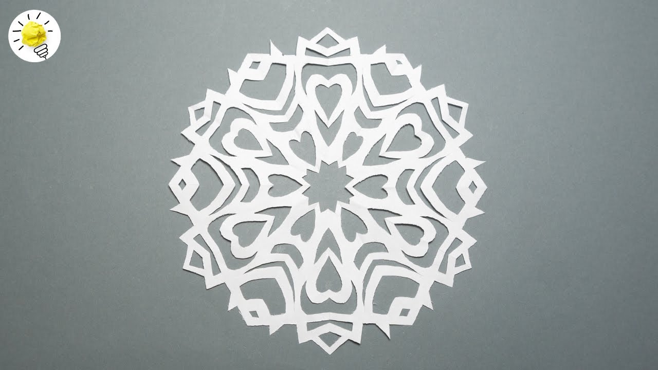 Papier Schneeflocke basteln | Schneeflocken Scherenschnitt