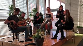 Karner Perrelli feat. Lotta Nilsson, Den jeg Elsker