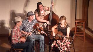 Foghorn Stringband at the Laurel Theater, "He'll Hold to my Hand" chords