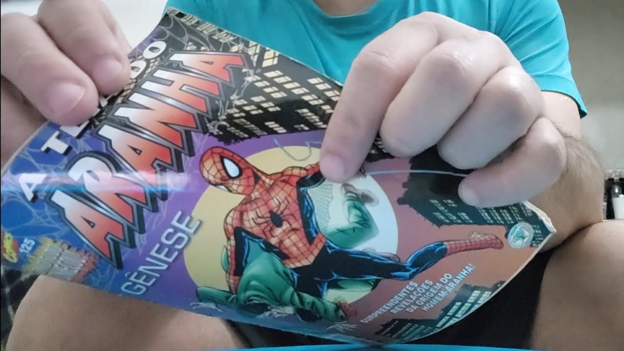 ASMR - COÇANDO SEU CÉREBRO / FOLHEANDO HQS