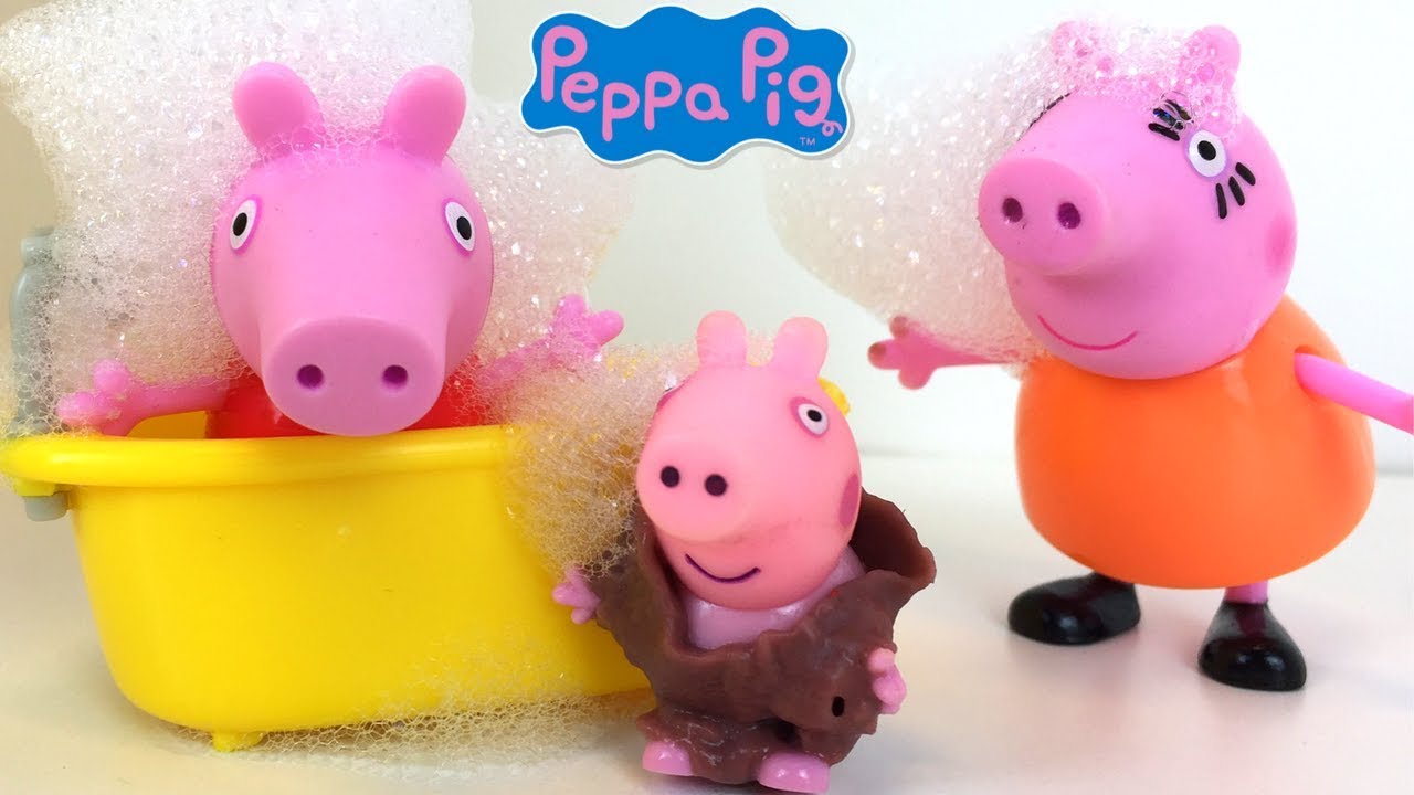 FRATELE PURCELUSEI PEPPA PIG - GEORGE - UMPLE VANA SI CASA FAMILIEI CU SPUMA SI INOATA PRIN BAIE - YouTube
