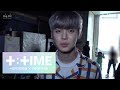 [T:TIME] YEONJUN is smiling at the children - TXT (투모로우바이투게더)