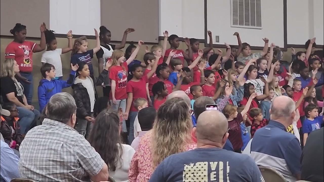 God Bless the USA 🇺🇸 Johnsonville Elementary School kids singing fourth