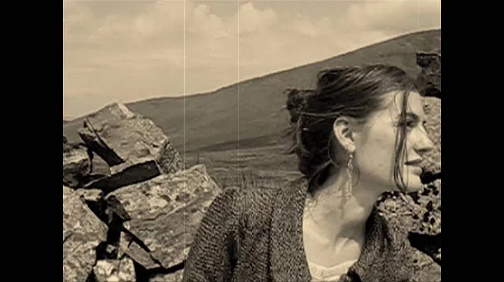 Marianne Green & Andy Irvine - Dear Irish Boy