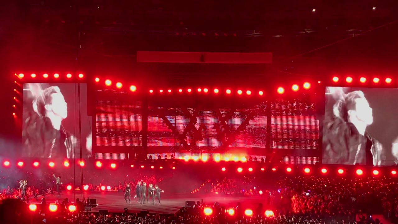 BTS- Mic Drop (Speak Yourself Tour MetLife Stadium, NJ) 05.18.2019