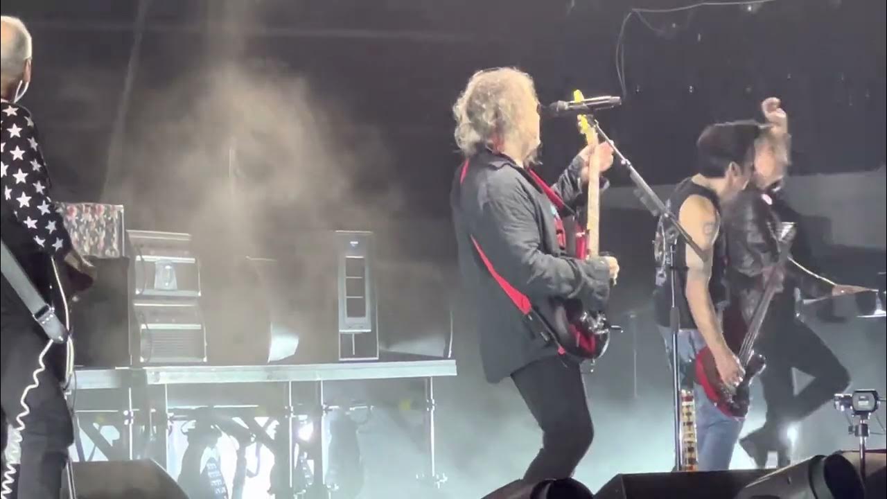 The Cure Shake Dog Shake, Seattle WA, 6/1/2023 YouTube