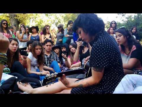 Angel Negro - Mon Laferte Sesión acústica Parque Forestal 15/12/2013