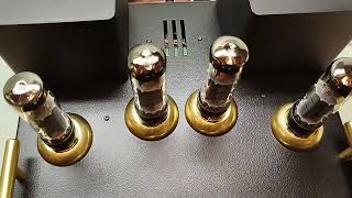 видео: Ламповый усилитель мощности (РР) 6н9с + EL34 (под золото) картинка: Ламповый усилитель мощности (РР) 6н9с + EL34 (под золото)