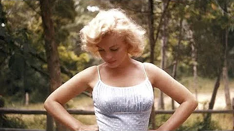 Marilyn Monroe - Amagansett, New York 1957 Photogr...