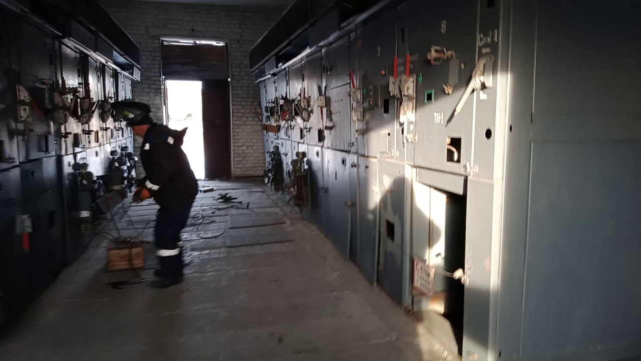 Ячейки РУ 10кВ Механическая блокировка дверей - YouTube