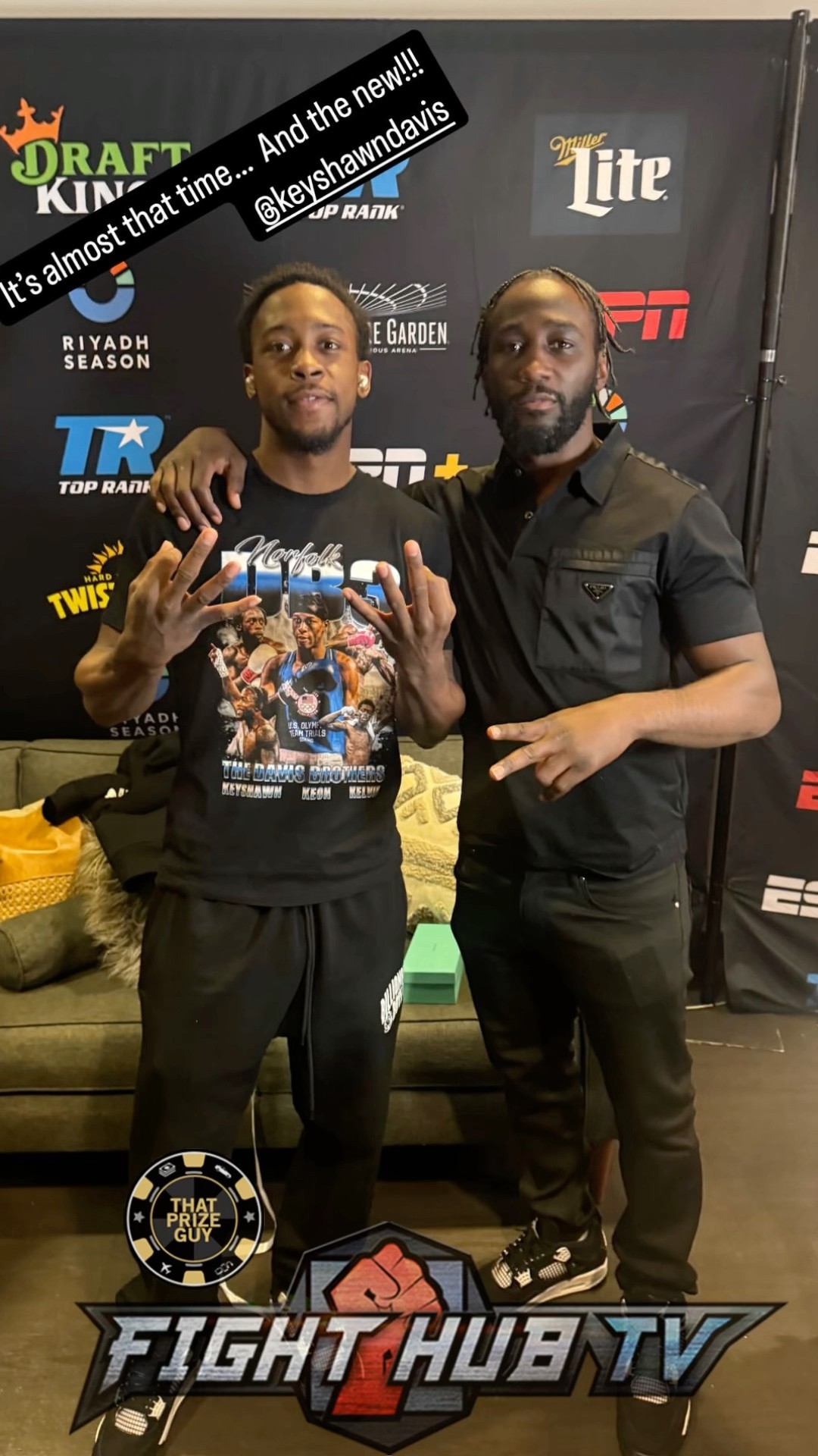 Terence Crawford PULLS UP on Keyshawn Davis \u0026 HYPES HIM UP!