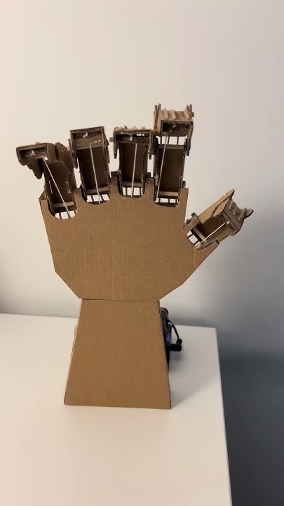 Robot hand made from cardboard!🦾💫🤖 #shorts #robotics #arduinoproject ...