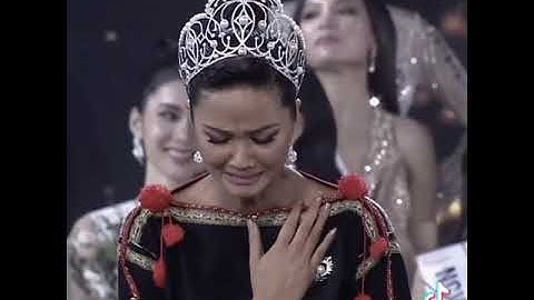 Nhìn lại khoảnh khắc xúc động của Hoa Hậu Ê Đê _H