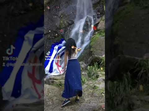 Водопад Махунцети