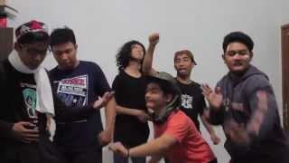PARODI VIDEO KLIP ADIT & SOPO JARWO