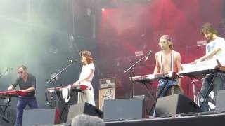 La Femme "Elle ne t'aime pas" live @ Rock en Seine Paris 2016 chords