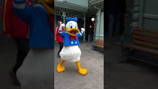 Magical Moments Disneyland Characters Return From Lunch Break