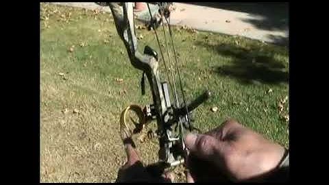 How to Use the Peep Sight to Aim in Archery
