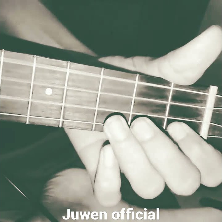 'STORY WA 30 DETIK!!SAKIT GIGI - MEGGI Z - COVER UKULELE/KENTRUNG SENAR 4 VIRALL...!!'