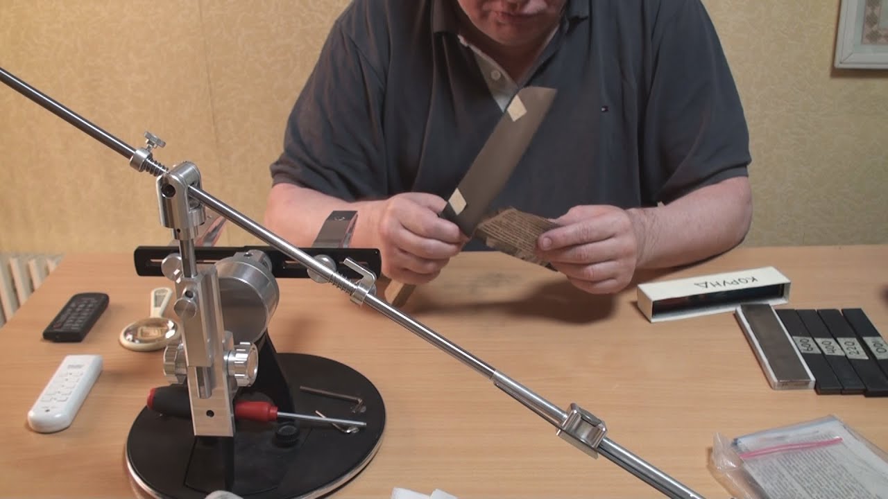 Шеф нож из углеродистой стали, заточка корундовыми бланками.