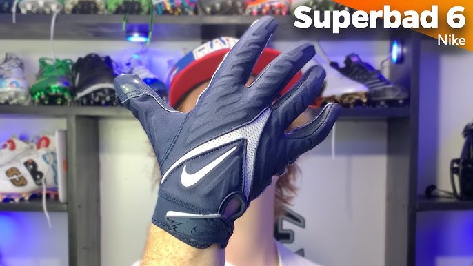 Nike x Nocta Superbad 5.0 FG AU Football Gloves - Black – Feature