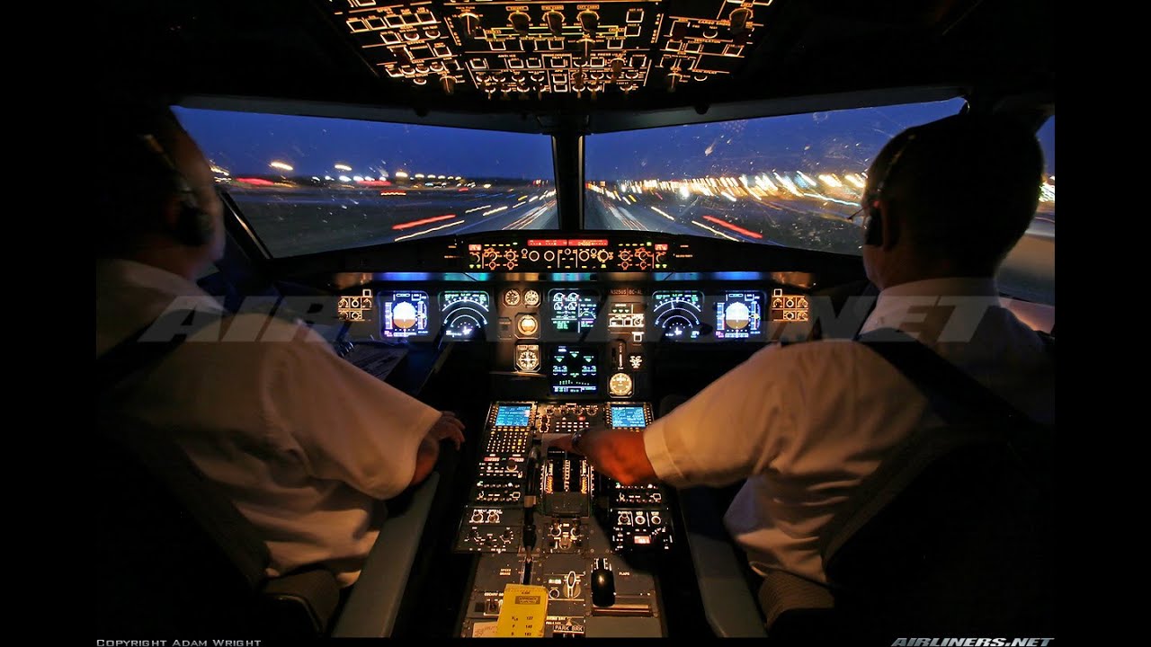 اقلاع طيار يمني من مطار صنعاء الدولي الى مدينه جده ..ومفاجاءات اخري