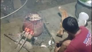 bakar ikan gurame di malam hari