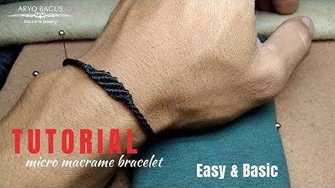 tutorial on making easy and simple macrame bracelets #macramebracelet #macramebracelettutorial
