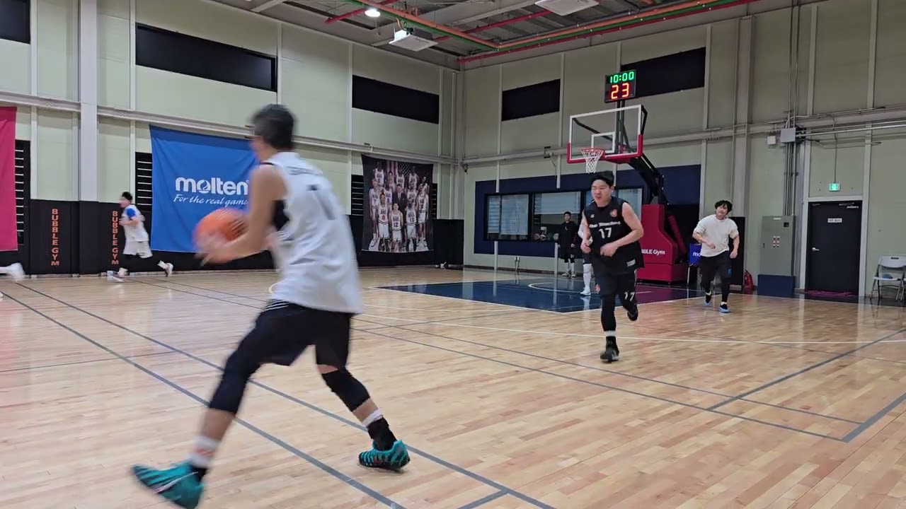 20260219 오터치 블랙&화이트 1쿼터